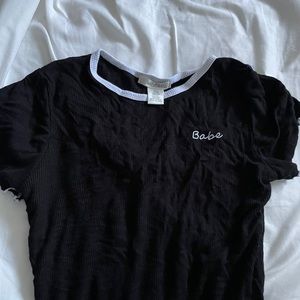 Ribbed lettuce cut shirt